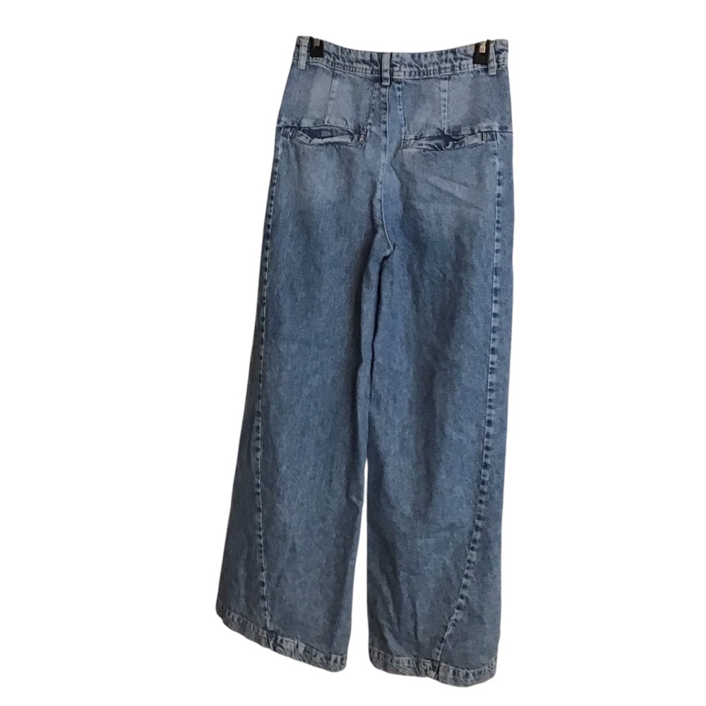 We The Free Size 27 Equinox Light Blue Jeans Denim Trousers Baggy Distressed - Picture 4 of 6